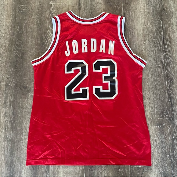 Michael Jordan True Vintage 90s Chicago Bulls Champion Jersey - Picture 9 of 13